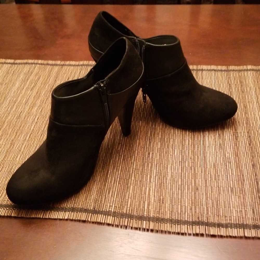 Fergie booties